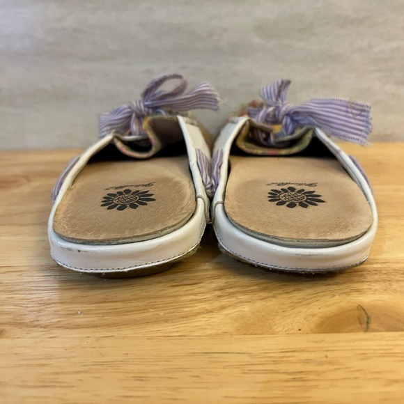 Yellow Box Kenzie Stroll Ballerina Floral Flats with Lavender Bow - Picture 2 of 7